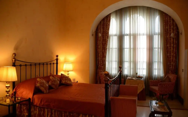 Gajner Palace