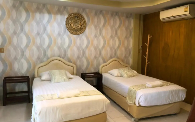 Saiyok River House