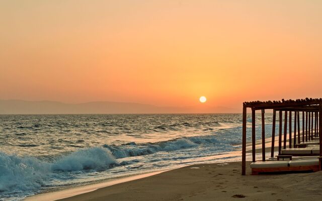 Naxian on the Beach Luxury Boutique Hotel