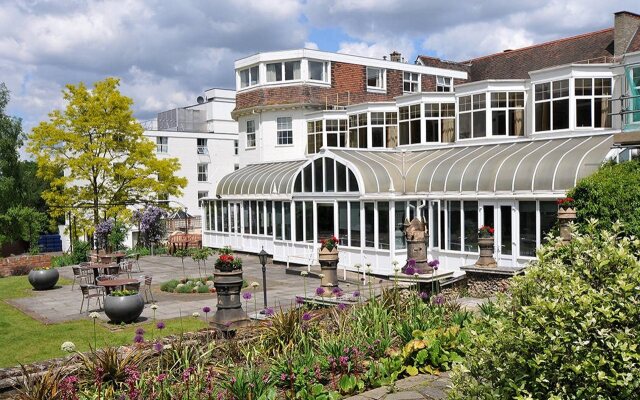 The Bromley Court Hotel