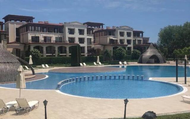 Borissov Green life apartment Sozopol
