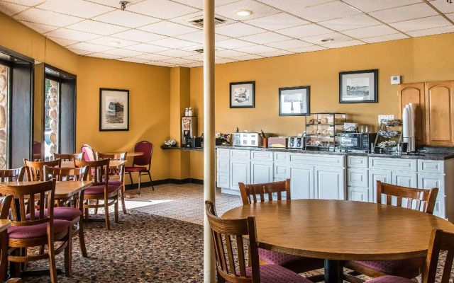 Econo Lodge Lakeview