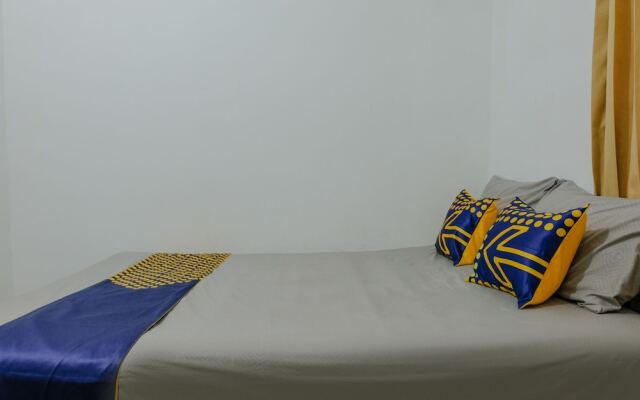 SPOT ON 1710 Sawojajar Inn