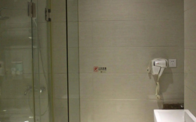 Yingshang Hotel Huangpu Branch