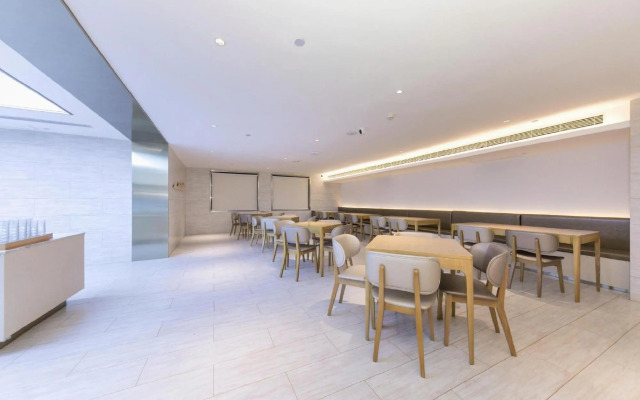 Ji Hotel (Qingdao Beer Street)