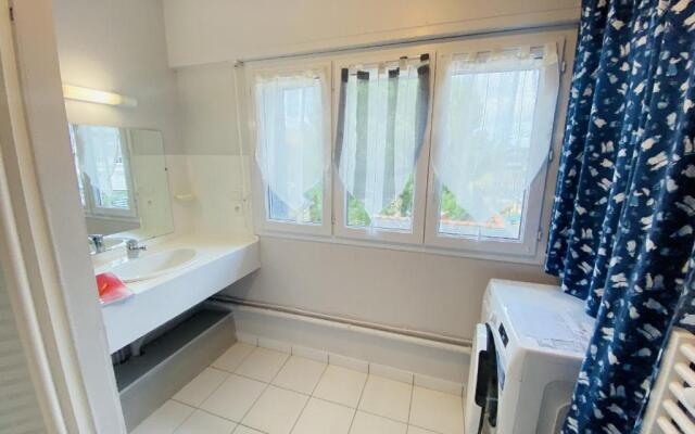 LES DRUIDES, bel appartement avec wifi, plage a 400m