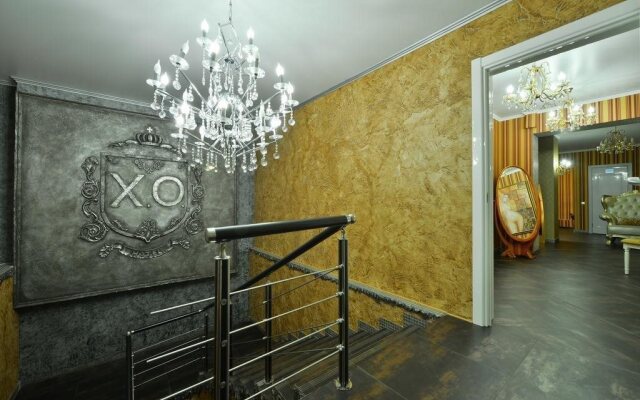 X O Hotel