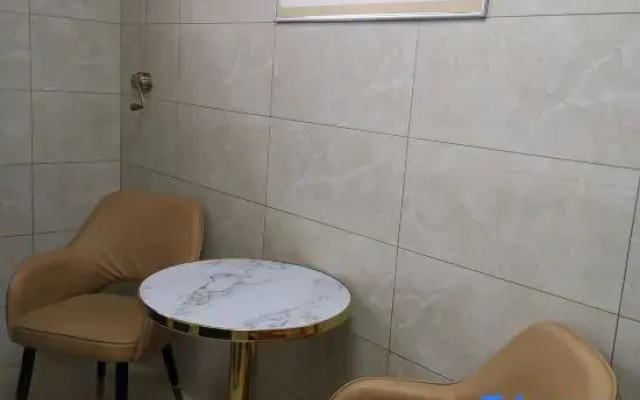 Vienna Hotel (Linyi City Center Taisheng Plaza)