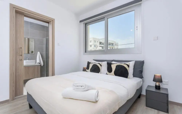 Mirage 2-BR Apt. & Balcony in Larnaca