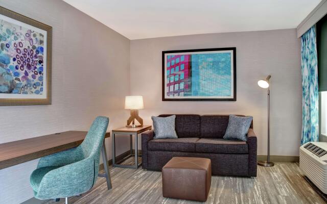 Hilton Garden Inn Kansas City