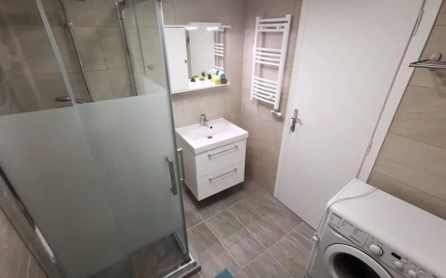 Charming 1-bed Apartment Located in Athina