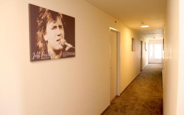 Road House Holiday Resort