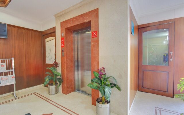 OYO 11390 Vaibhav Residency