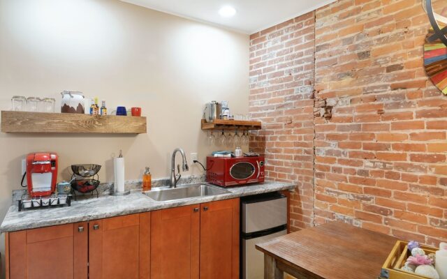 Charming Downtown Galena Apartment 2 Bedroom Apts by Redawning