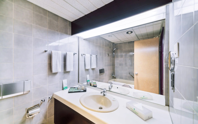 Chinggis Khaan Hotel