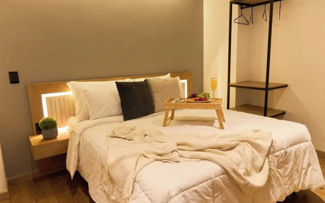 Rosa Negra's Cozy Stadio Suite With Jacuzzi