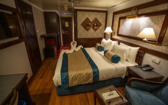 Champollion II Nile Cruise