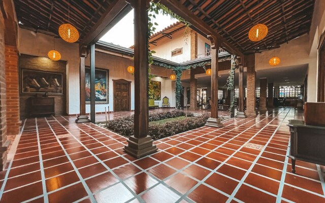 Hotel la Casona Montañesa