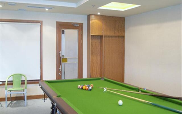 Golden Star Holiday Hotel