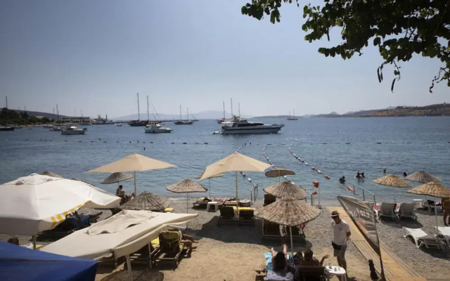 Seafront Flat With Breathtaking Sea View in Bodrum
