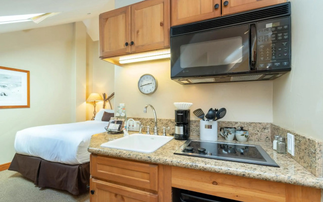 Inn at Lost Creek