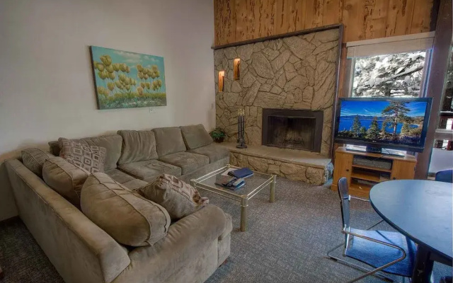 Tahoe Olympic by Lake Tahoe Accommodations
