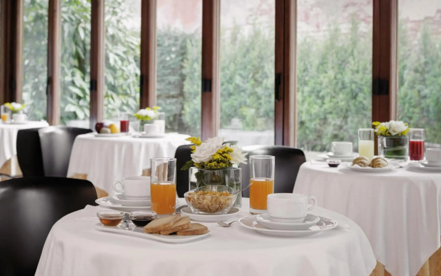 Hotel Pausania