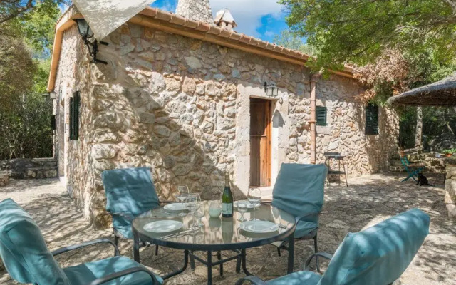 Casa De Piedra