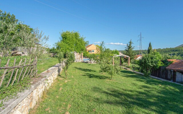 Stunning Home in Sinj With Sauna, Wifi and 4 Bedrooms