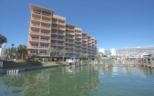 201 Harborview Grande