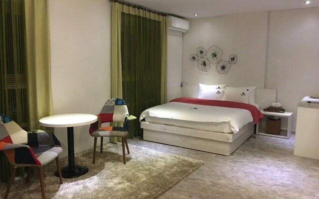 Zzara Hotel