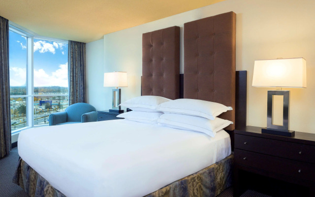 Hilton Toronto/Markham Suites Conference Centre & Spa