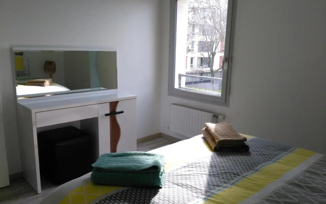 Appartement F3 Avec Parking Privee