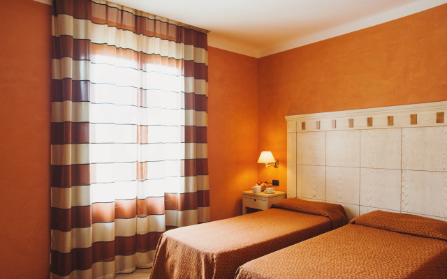 Villa Zina Park Hotel