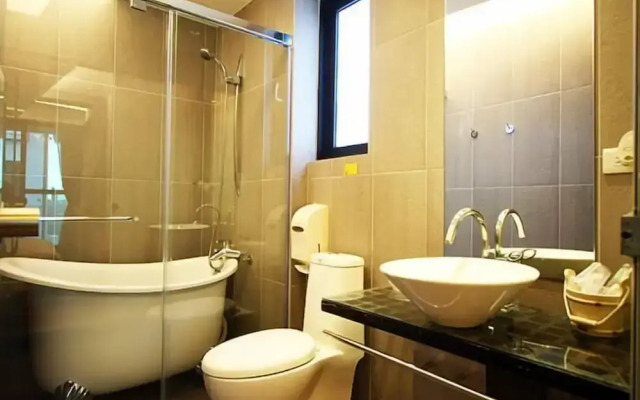 Gold Sandy Beach Hotel