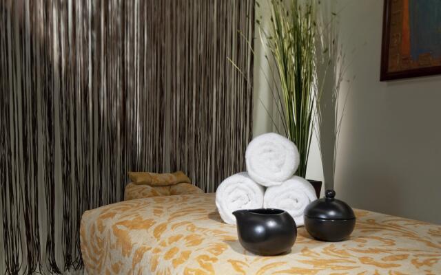 Holiday Inn Golden Mile Hong Kong by IHG