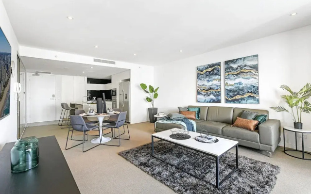 Oracle Broadbeach Apartments
