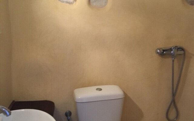 Kastro Cozy Guesthouse