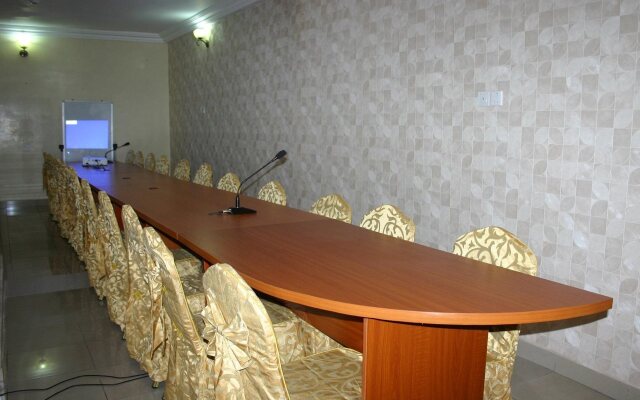 Petrus Hotels Royale