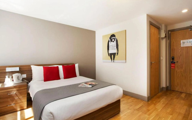 Britannia Study Hotel