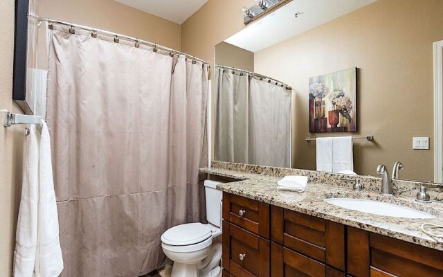 Desert Willow Walk Condo 2BR by Casago