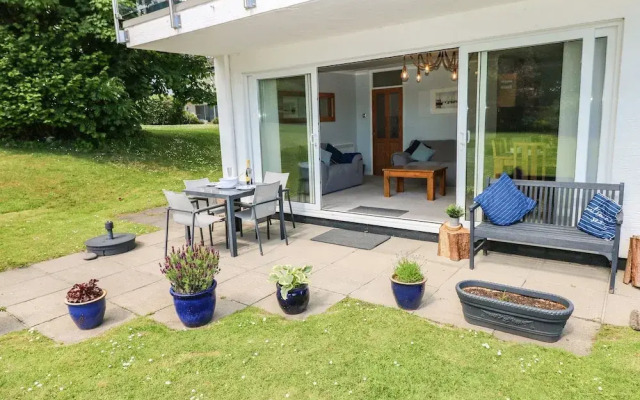 6 Coedrath Park - Swn y Mor