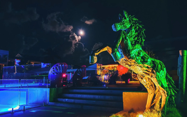 Hommage Hotel & Residences