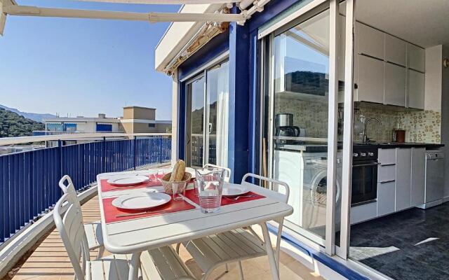 Beautiful apartment, near the sea, golf and shops