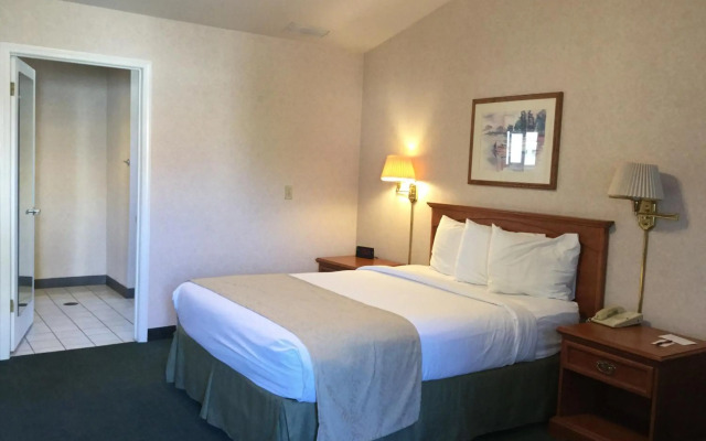 Garden Inn and Suites