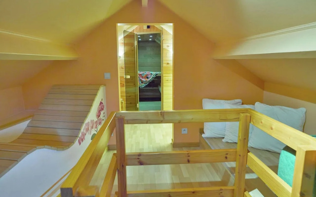 Detached, Cosy Holiday Home With Sauna in a Wooded Area
