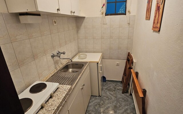 Inviting 1-bed Apartment in Komiža