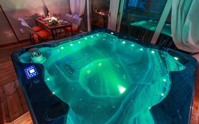 Glam House