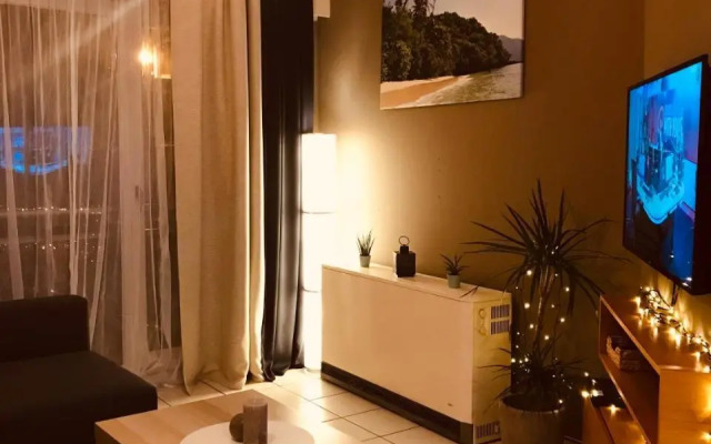 Value stay in apartment 100m from beach promenade