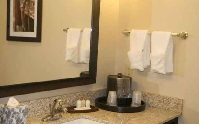 Comfort Inn & Suites